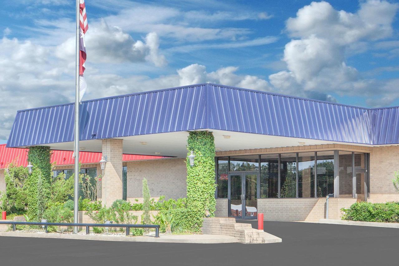Knights Inn Crockett Exterior photo